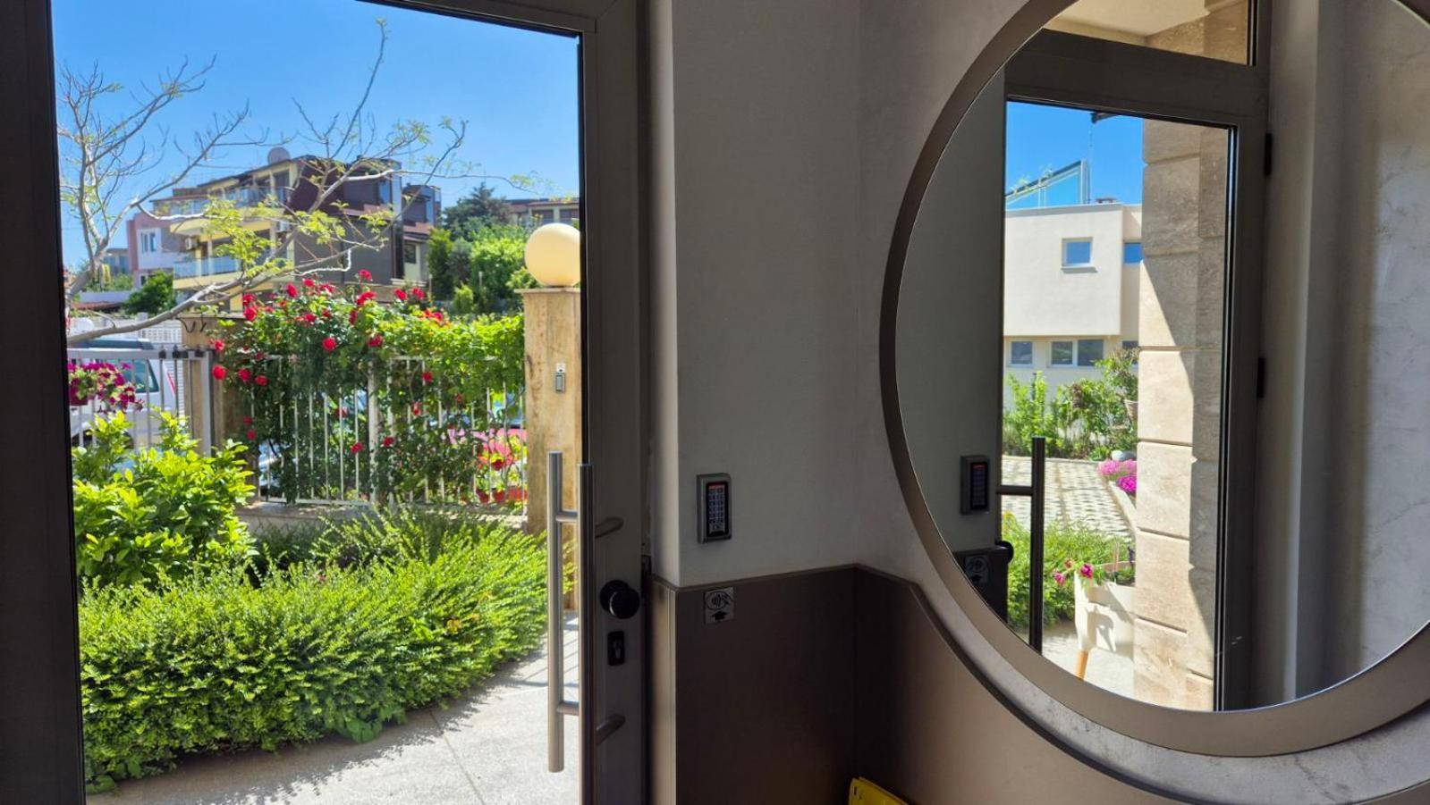 Villa Flora Sozopol Bagian luar foto